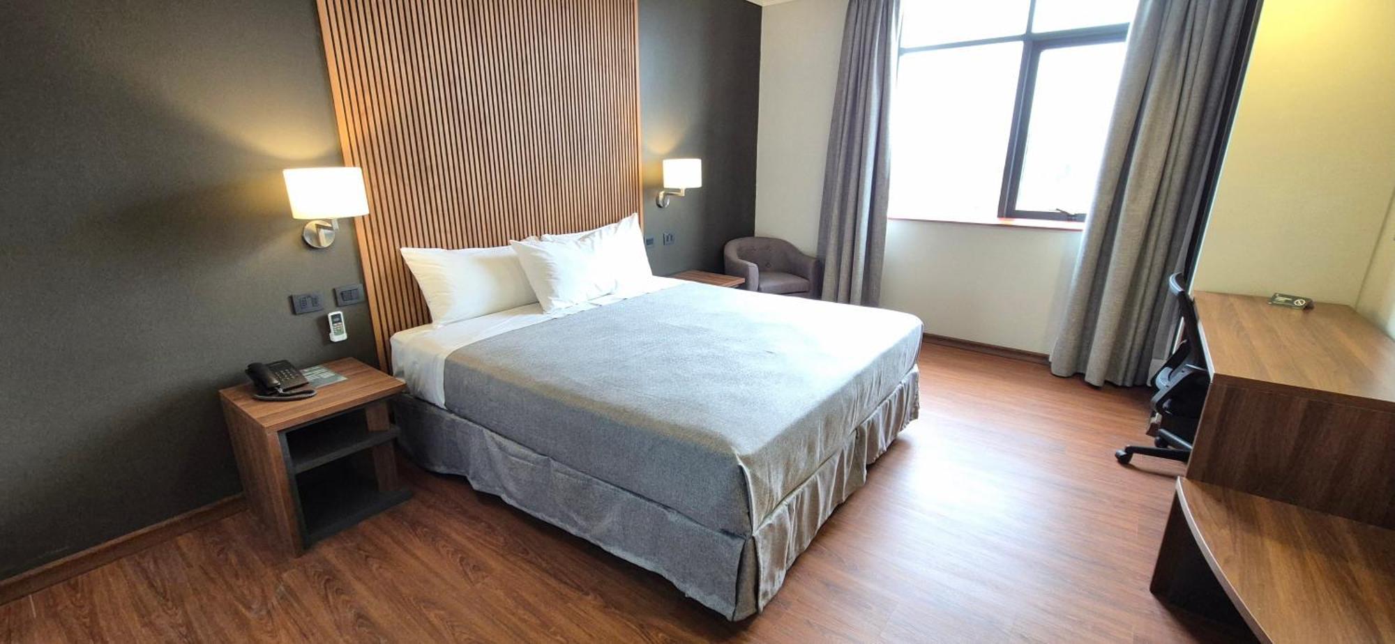 Hotel Diego De Almagro Express 4*
